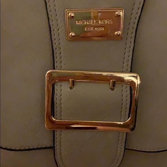 Grey Michael Kors handbag - Picture 2 of 2